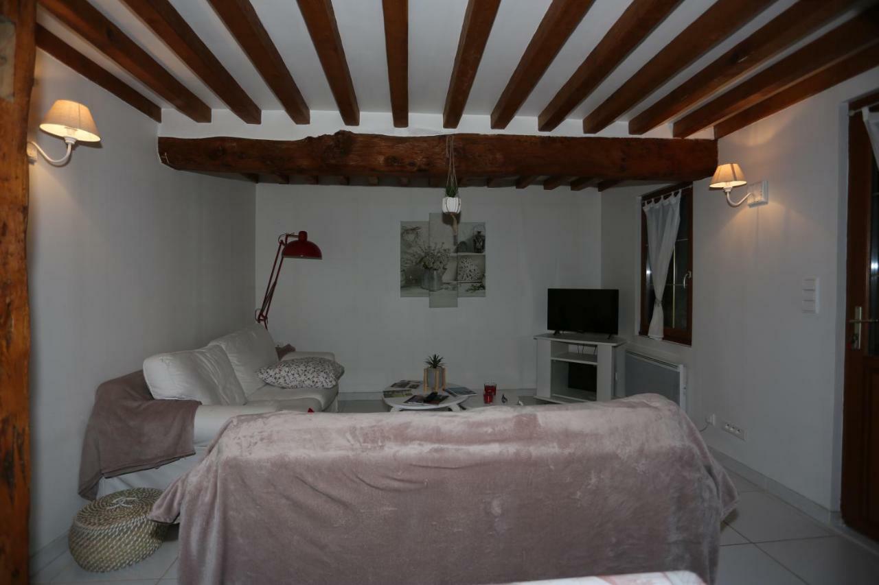 Le Clos Des Hortensias Toutainville Екстериор снимка